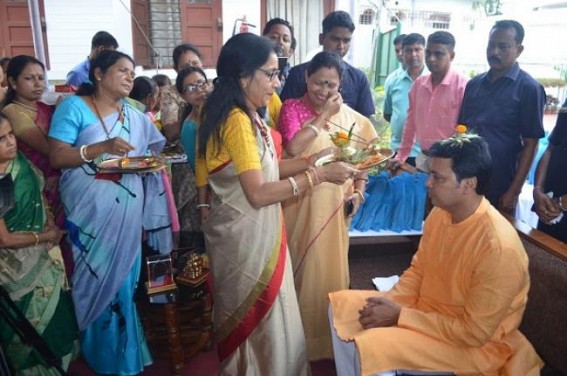 'Biplab Deb has saved women from tortures of 25 years', claims Mohila Morcha 